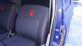 Чехлы Premium Dacia Logan 5мест (с 2006г) деленные  черн-сер Pokrov Cover