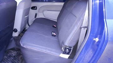 Чехлы Premium Dacia Logan 5мест (с 2006г) деленные  черн-сер Pokrov Cover